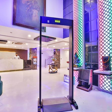 Hotel Uppal International, Near New Delhi Railway Station Dış mekan fotoğraf