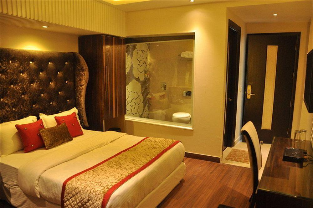 Hotel Uppal International, Near New Delhi Railway Station Dış mekan fotoğraf