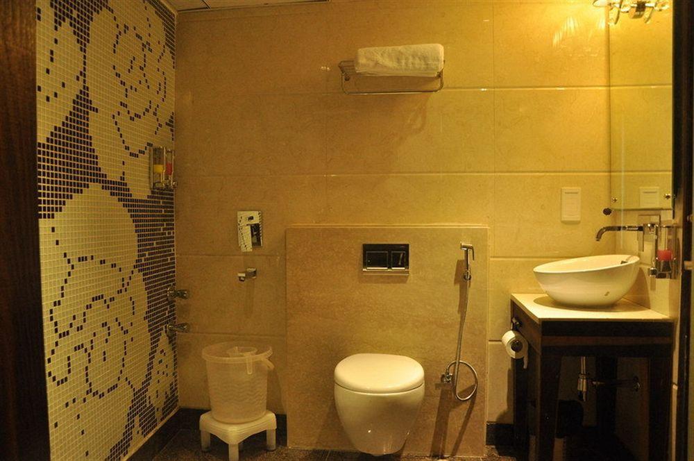 Hotel Uppal International, Near New Delhi Railway Station Dış mekan fotoğraf