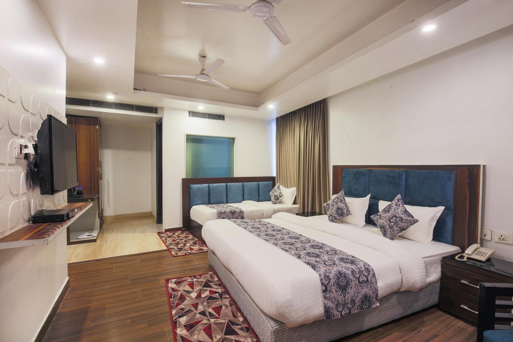 Hotel Uppal International, Near New Delhi Railway Station Dış mekan fotoğraf