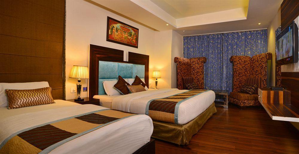 Hotel Uppal International, Near New Delhi Railway Station Dış mekan fotoğraf