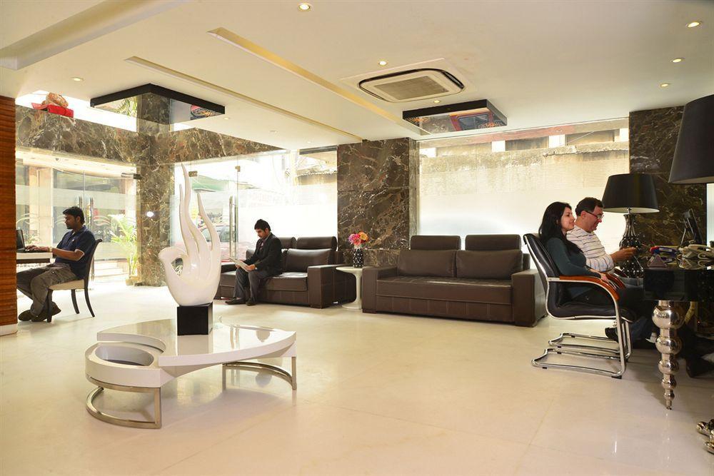 Hotel Uppal International, Near New Delhi Railway Station Dış mekan fotoğraf