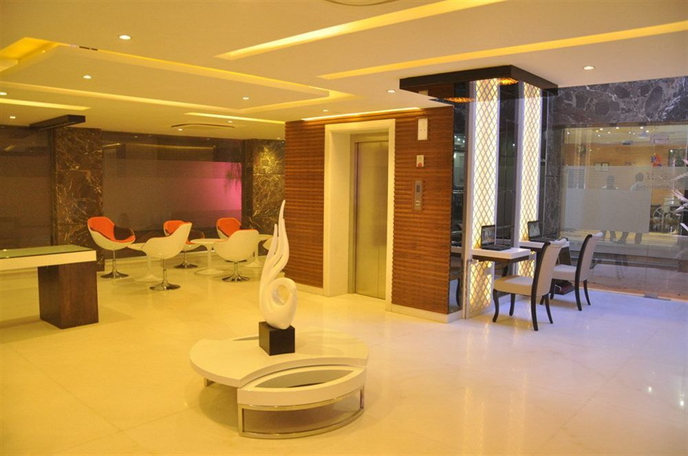 Hotel Uppal International, Near New Delhi Railway Station Dış mekan fotoğraf
