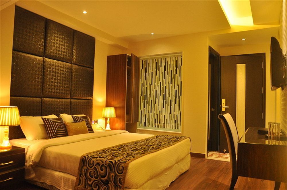 Hotel Uppal International, Near New Delhi Railway Station Dış mekan fotoğraf